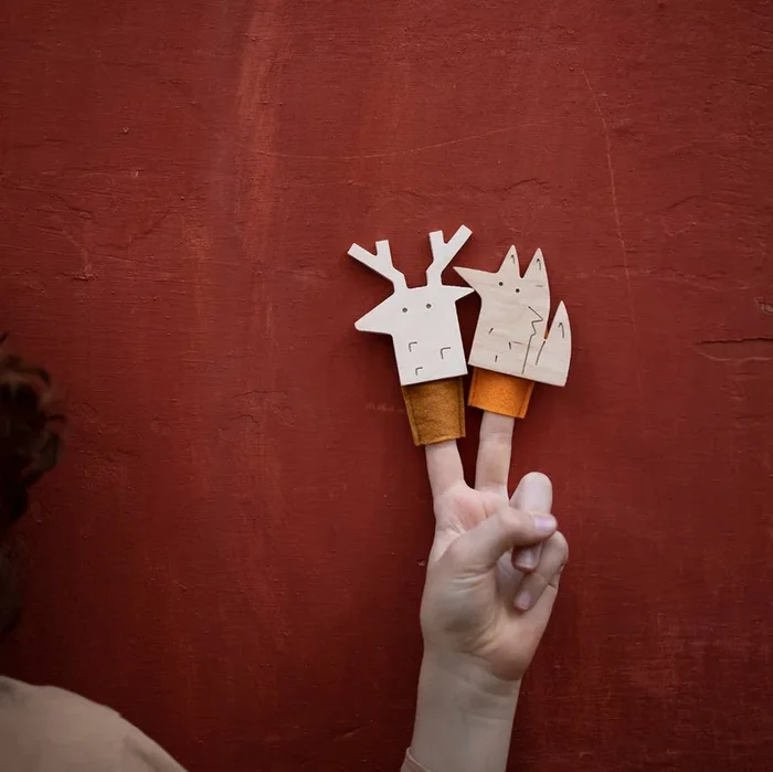 Birch + Felt Finger Puppet – Fox