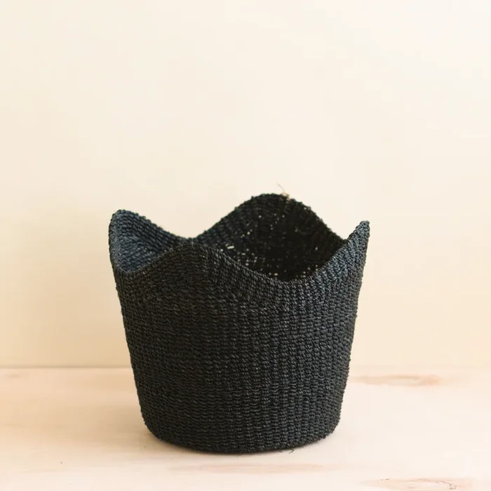 Black Scallop Basket – Handwoven Basket | Likhâ