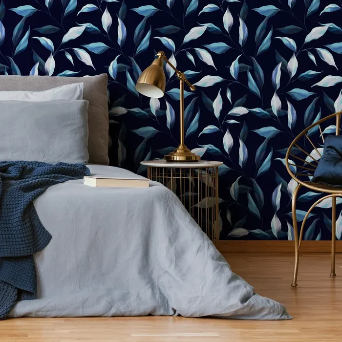 Botanical Wallpaper Featuring Cascading Fern Leaves In Navy And Blue – C690
