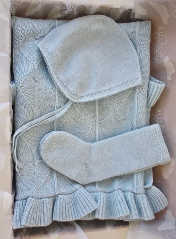 Cashmere Cloud Baby Blanket Gift Set – Hydrangea