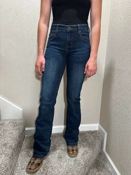 CC Signature Jeans