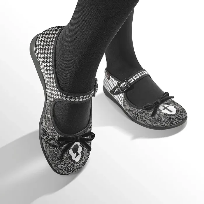 Chocolaticas® Simonette Women’s Mary Jane Flat
