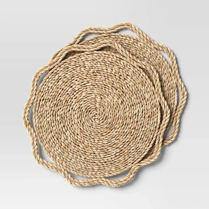 Coastal 2pk Woven Seagrass with Wavy Border Charger – New Ivory