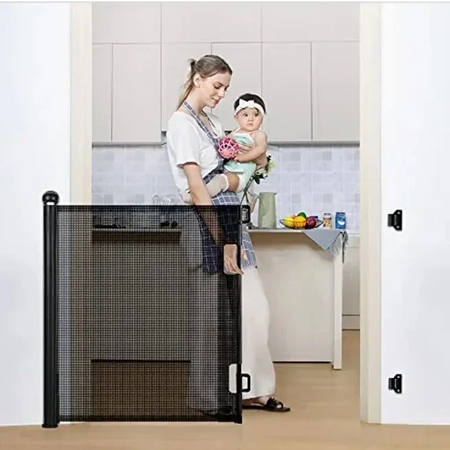 Comomy Retractable Baby Gate for Stairs and Doorways