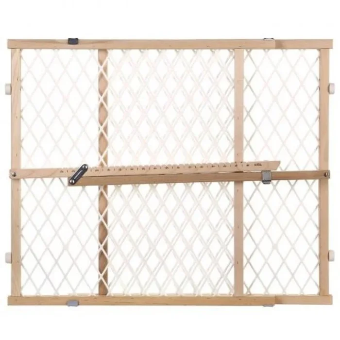Diamond Mesh Gate