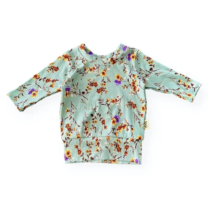 Dried Floral On Sage Ribbed Lounge Top