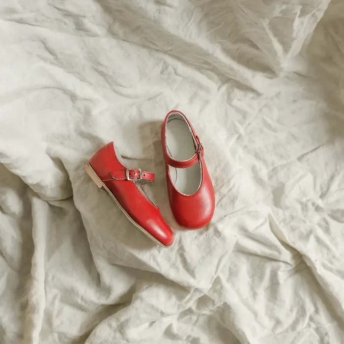 Emma Mary Jane – Red
