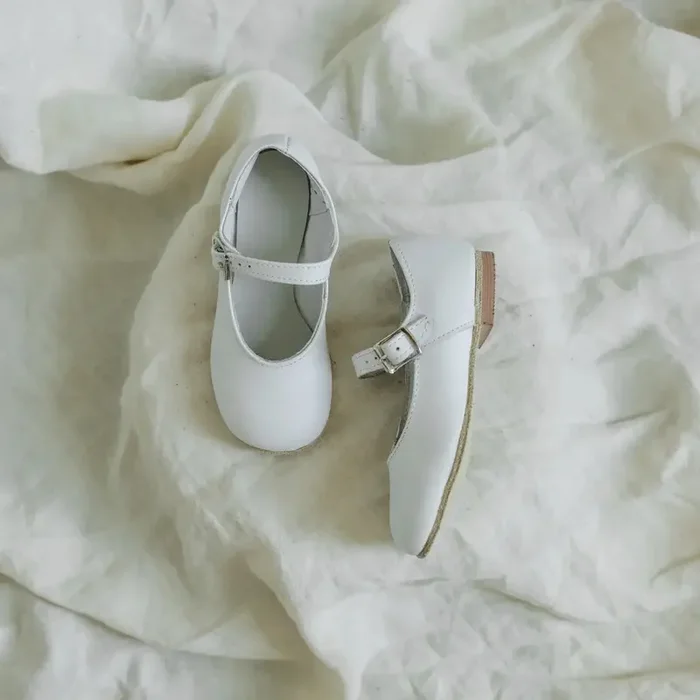 Emma Mary Jane – White