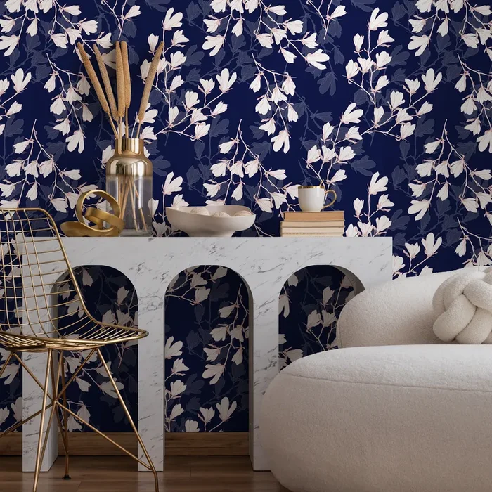 Floral Wallpaper With Magnolia Blossoms In Navy Blue And White – B632