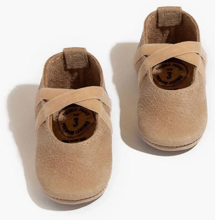 Freshly Picked Ballet Slipper Mini Sole V2, Size 4 – Weathered Brown