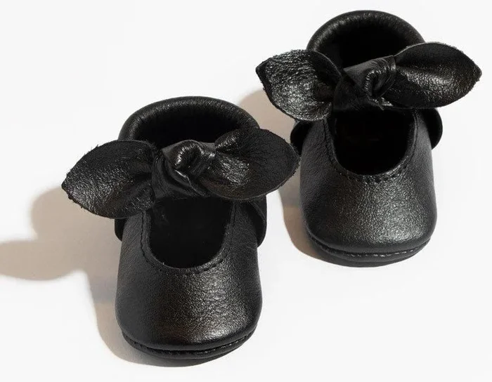 Freshly Picked Knotted Bow Moccasins, Size 3 – Ebony