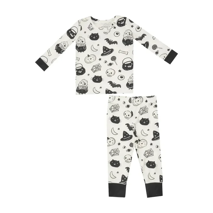 Long Sleeve Loungewear Set – Black And White Halloween