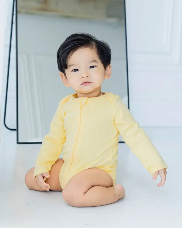 Long Sleeve Zipper Bodysuit In Lemon, 9-12m
