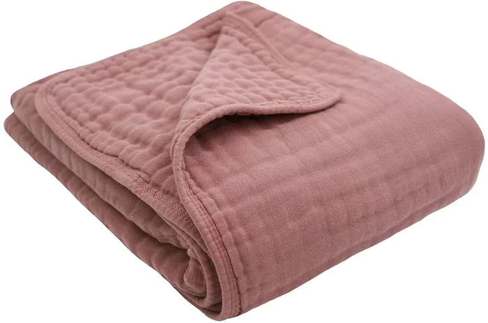 Lou Lou & Company Cloud Muslin Quilt – Berry, Large