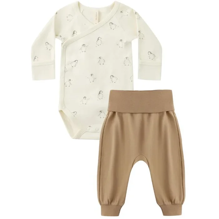 Quincy Mae – Organic Bodysuit + Pant Set – Penguins + Gold