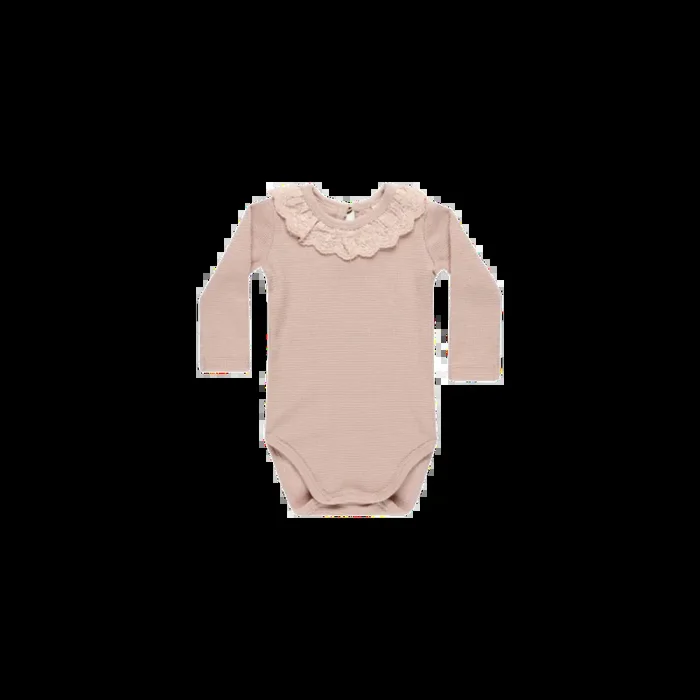 QUINCY MAE Ruffle Collar Bodysuit – Blush