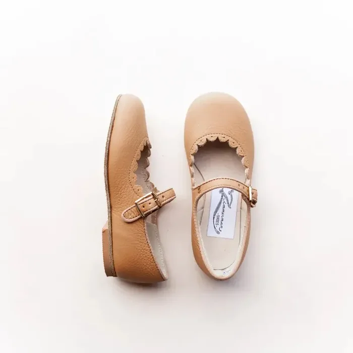 Scalloped Mary Jane – Camel