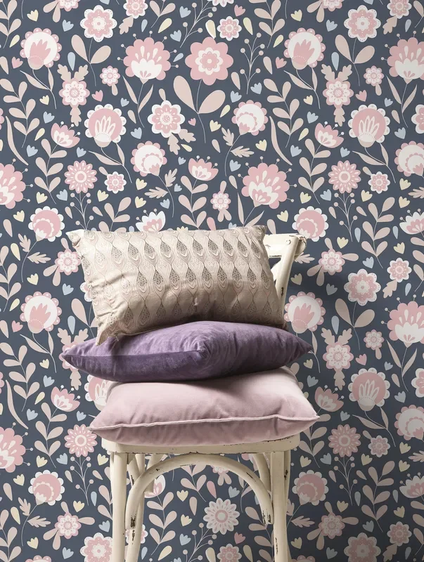 Scandinavian Wallpaper Featuring Stylized Folk Art Flowers In Pink, Blue, And Cream – D108