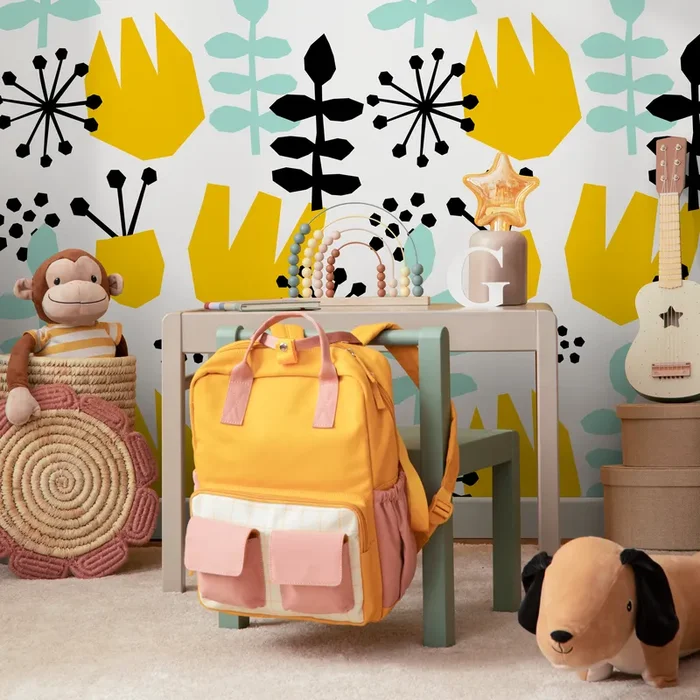 Scandinavian Wallpaper With Abstract Floral Shapes In Yellow, Mint, And Black – B392