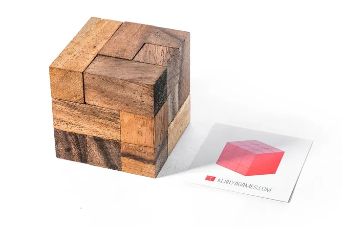 Soma Cube Puzzle Set – With Challenge Cards