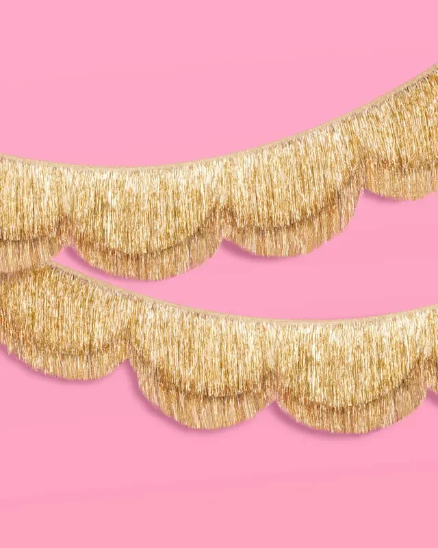 Stay Golden Fringe – Scalloped Banner