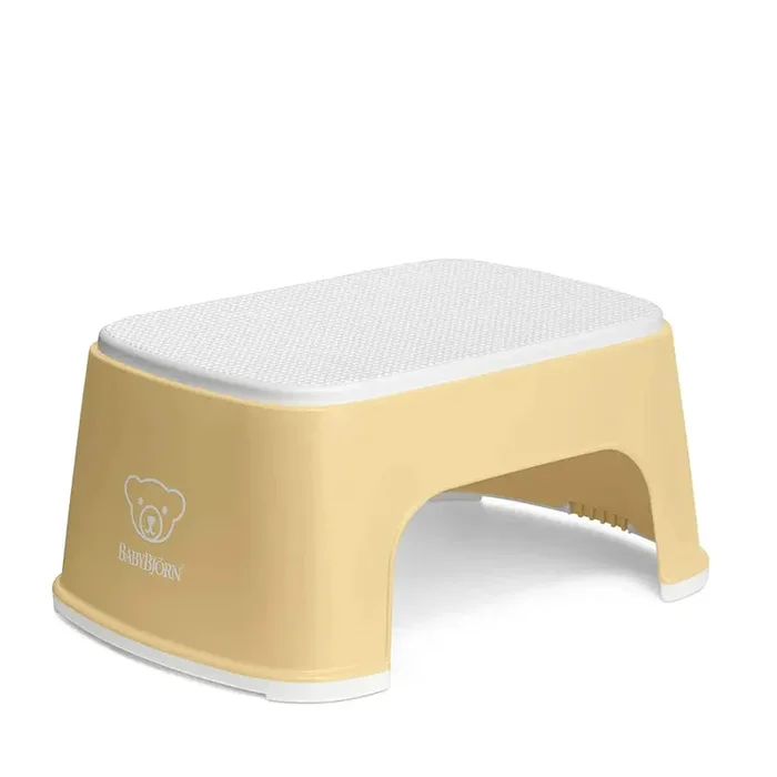 Step Stool Powder – Yellow/White