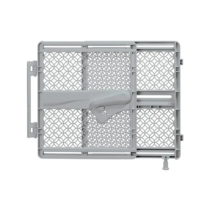 SUMMER INFANT INDOOR & OUTDOOR MULTI FUNCTION WALK-THRU BABY GATE