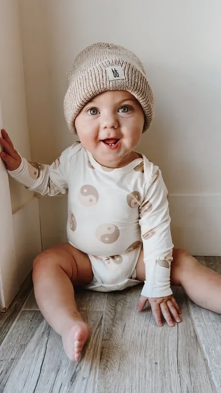 Yin-yang Tan & White | Bamboo Long Sleeve Snap Suit