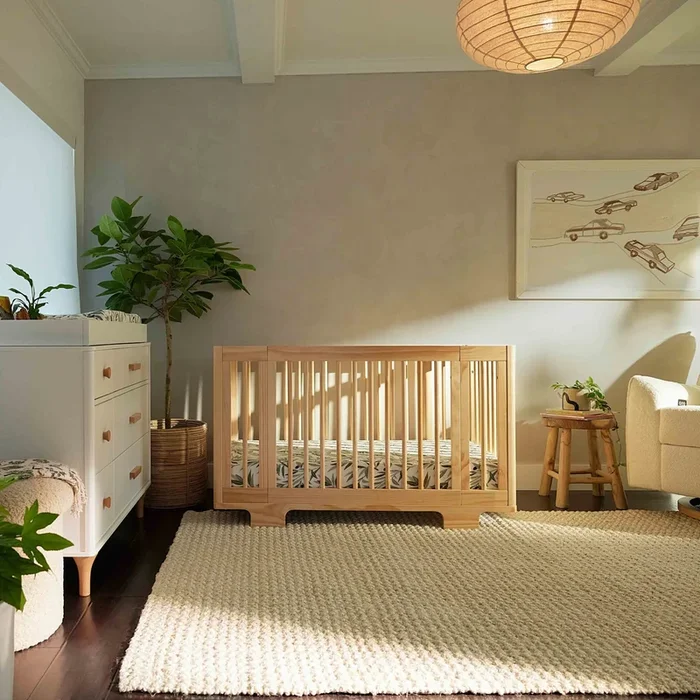 Yuzu 8-in-1 Convertible Crib with All-Stages® Conversion Kits